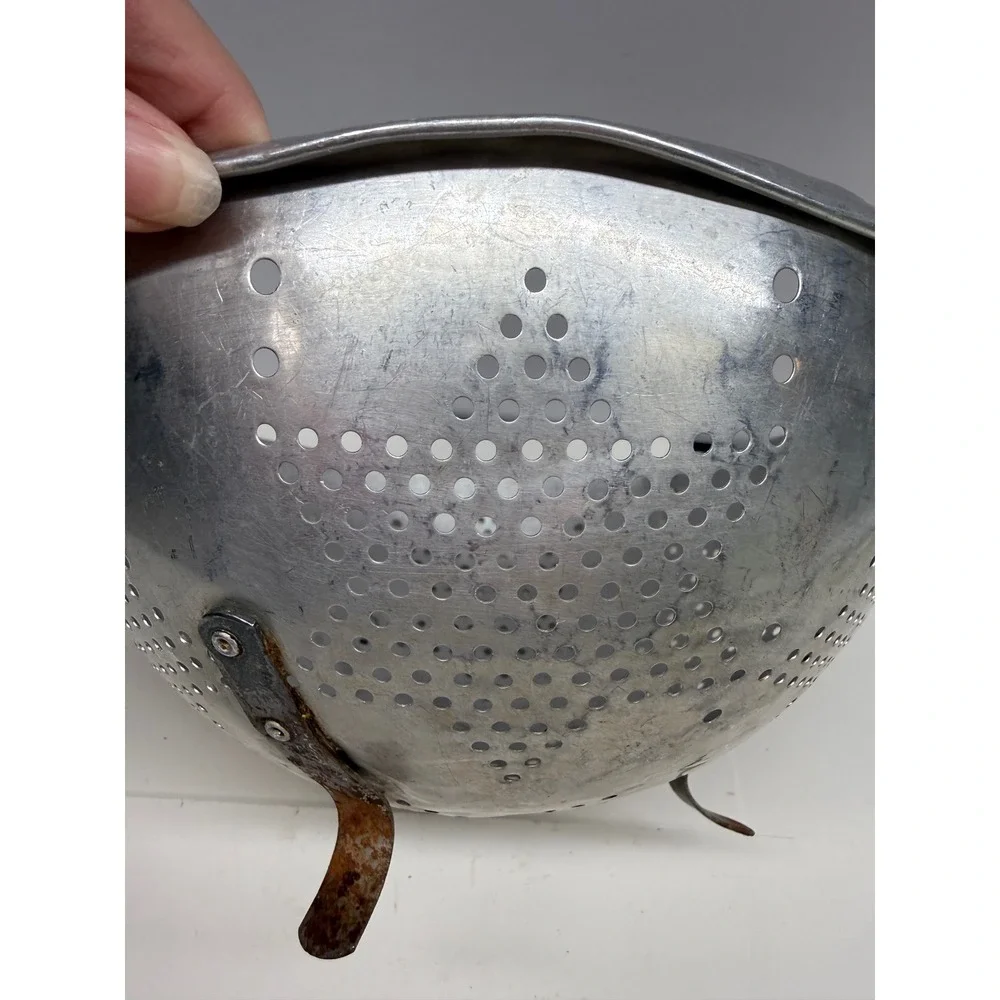 Vintage Aluminum Star Pattern Colander Stainer with Handles and Feet Rustic